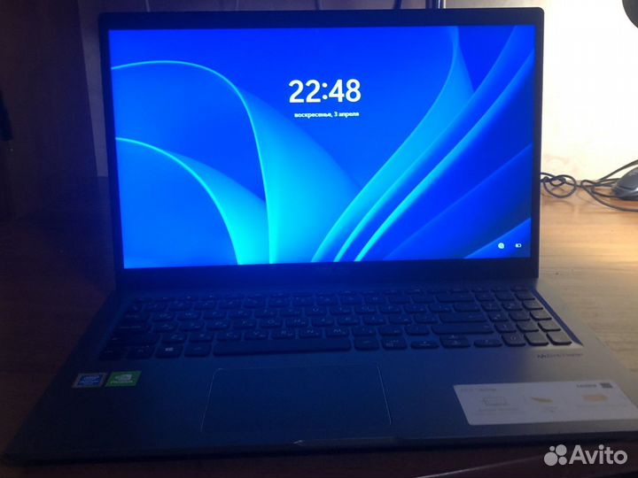 Ноутбук asus