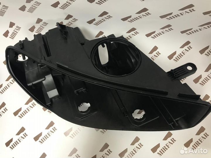 Корпус фары BMW X5 F15