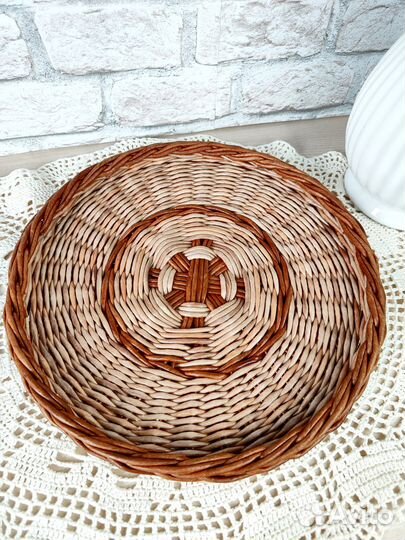 Хлебница плетеная