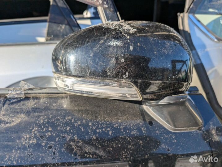 Зеркало Toyota Prius ZVW30 2ZR-FXE Прав. Перед