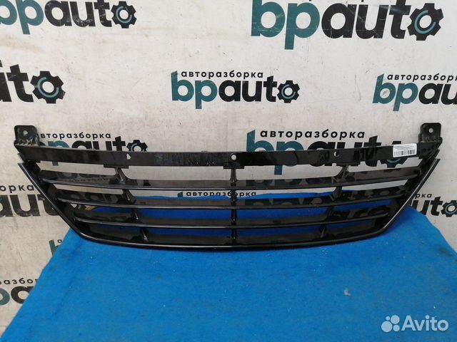 Решетка переднего бампера 86550-2Y000 Hyundai IX35
