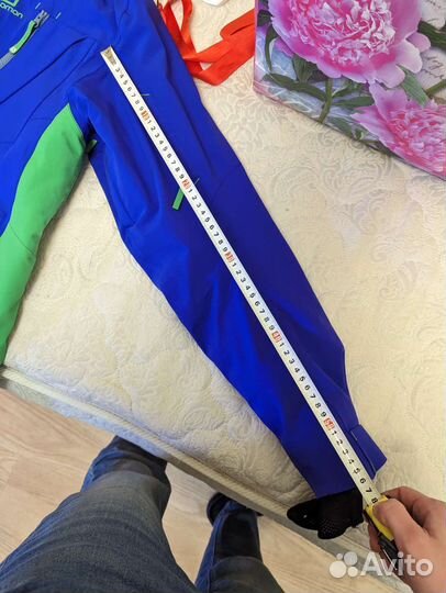 Горнолыжная куртка женская