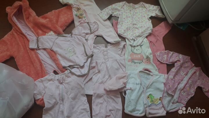 Боди и другая одежда для девочки от 0 до 6 м