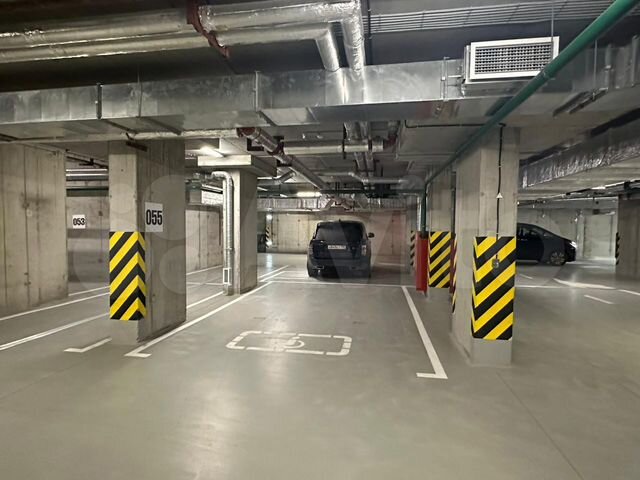 Машиноместо, 20 м²