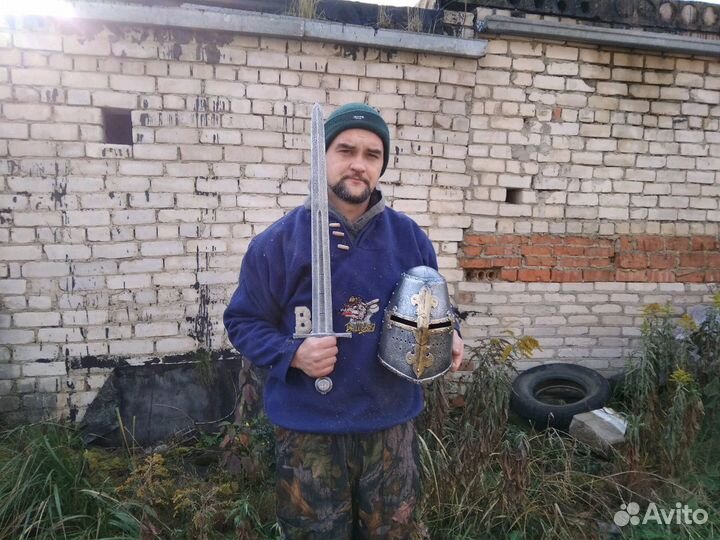 Средневековый шлем викинга рыцаря