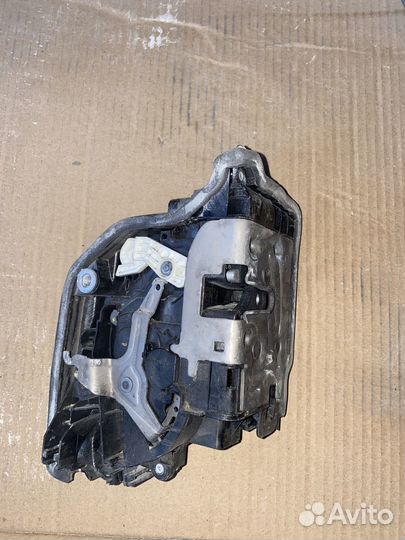 Замок передней правой двери bmw 5 g30