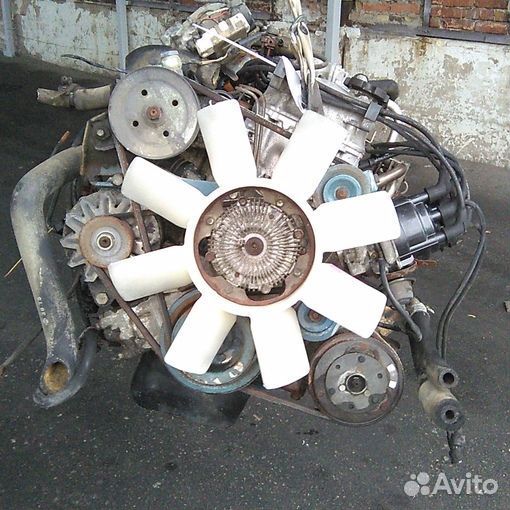 Двигатель в сборе двс nissan caravan E24 Z20S 1986