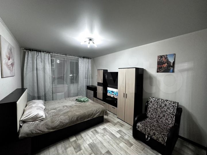 1-к. квартира, 42 м², 10/17 эт.