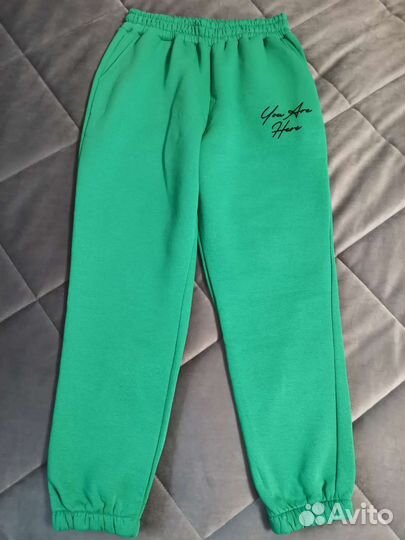 Спортивный костюм женский