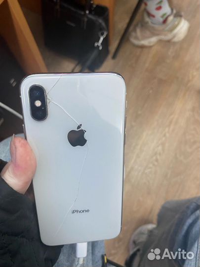 iPhone X, 64 ГБ