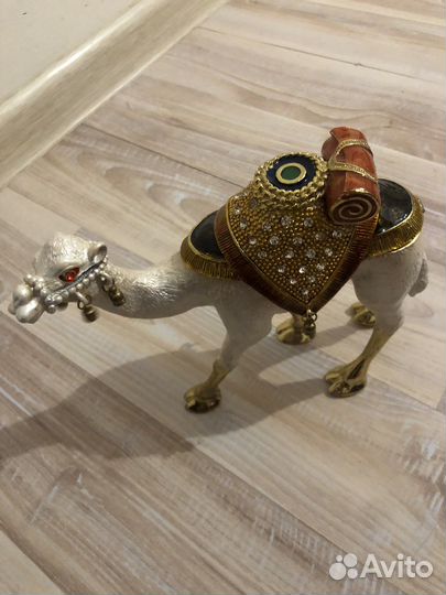 Декоративная шкатулка-верблюд из ОАЭ