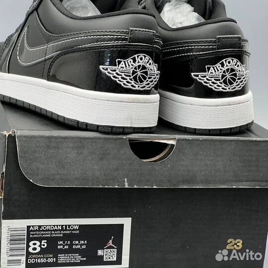 Nike Air Jordan 1 Low Black