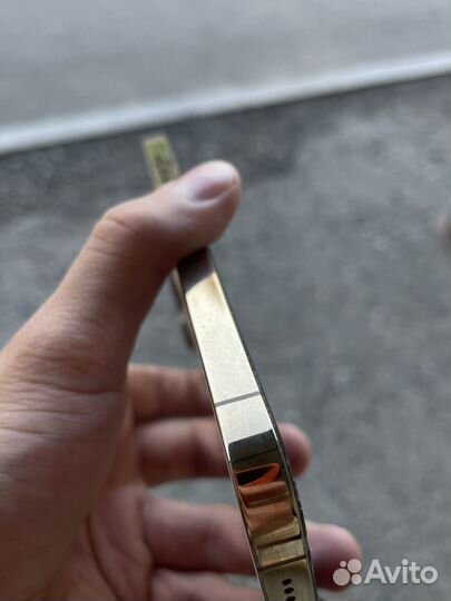 iPhone 13 pro max 128 gold