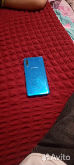 Samsung Galaxy A50, 4/64 ГБ