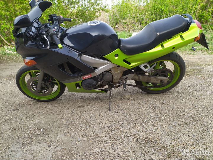 Kawasaki zzr 400-2 в разбор
