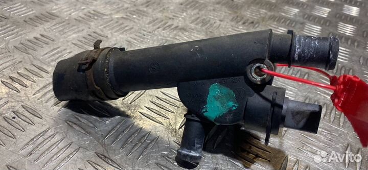 Корпус термостата Volkswagen Golf 5 2007