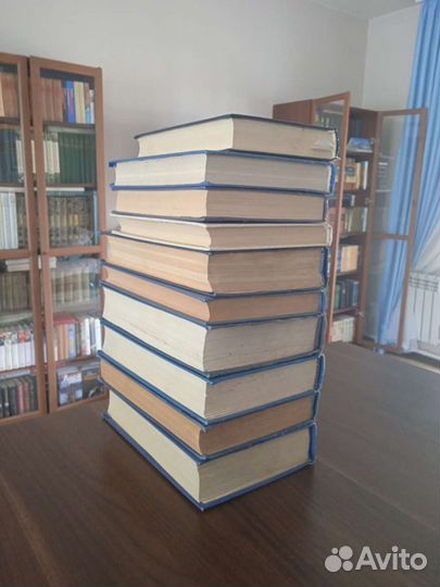 Библиотека поэта