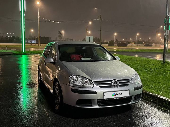 Volkswagen Golf 1.6 AT, 2005, 268 000 км