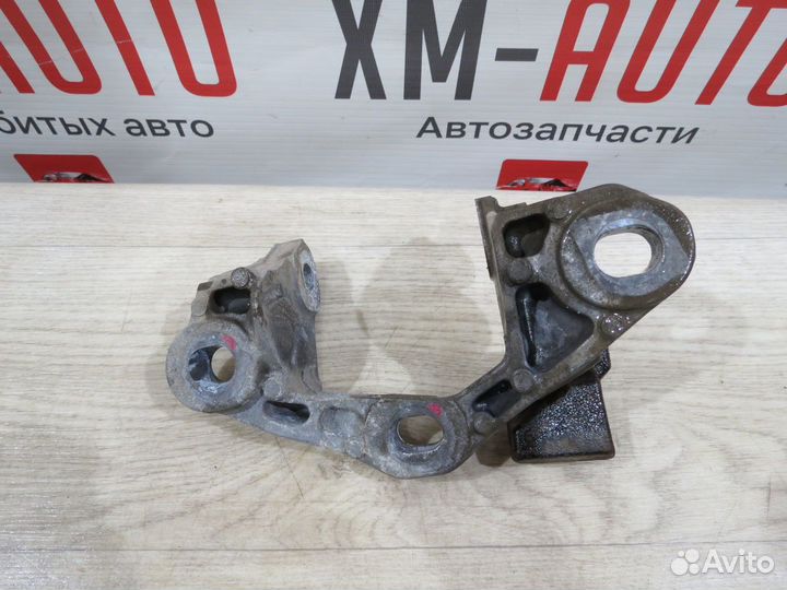 Кронштейн кпп Mazda 6 GJ