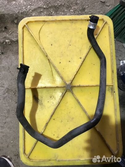 Патрубок системы охлаждения Peugeot Partner B9 DV6