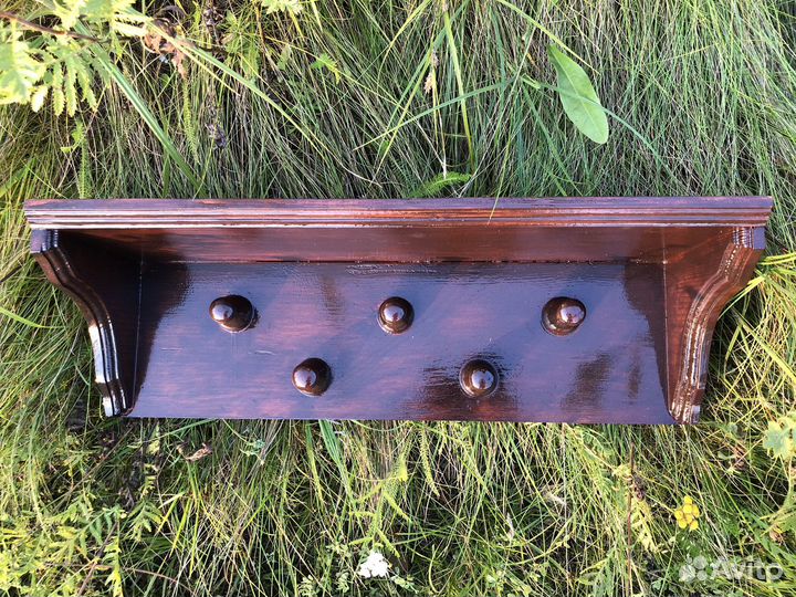 Вешалка настенная в прихожую