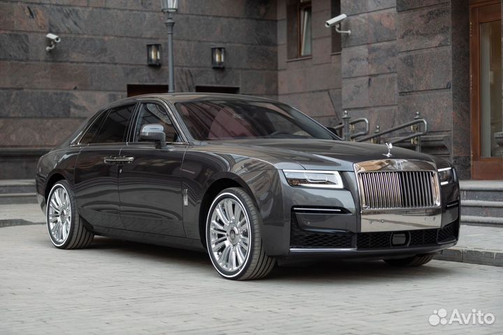 Rolls-Royce Ghost 6.8 AT, 2023, 22 км