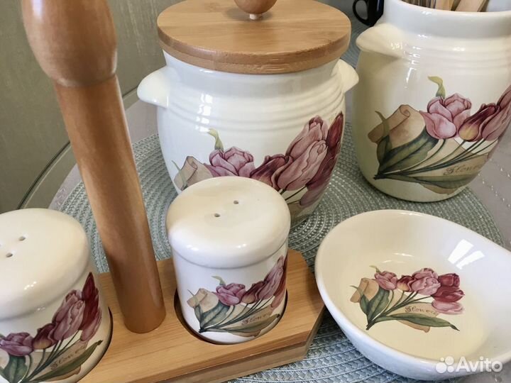 Набор для кухни новый,Италия