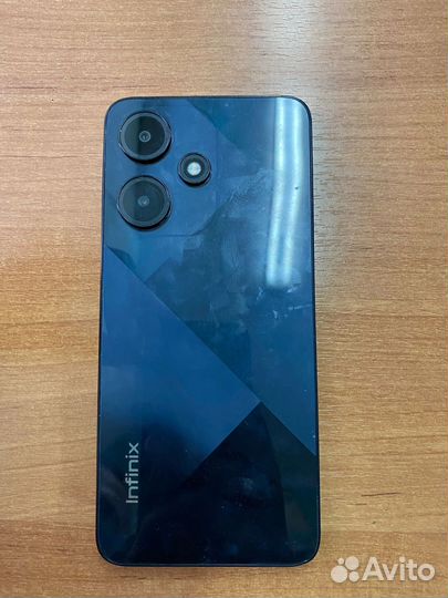 Infinix HOT 30i, 4/64 ГБ