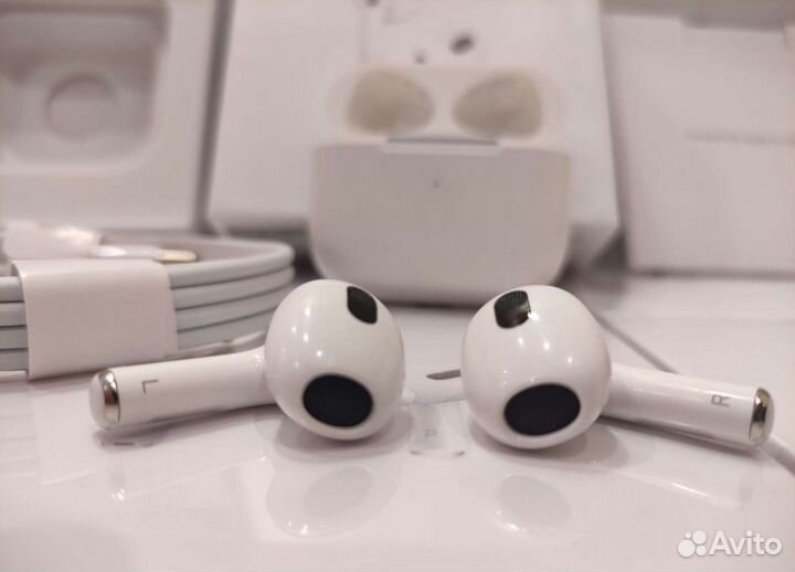 Airpods 3 (новые, ростест, бонус чехол)