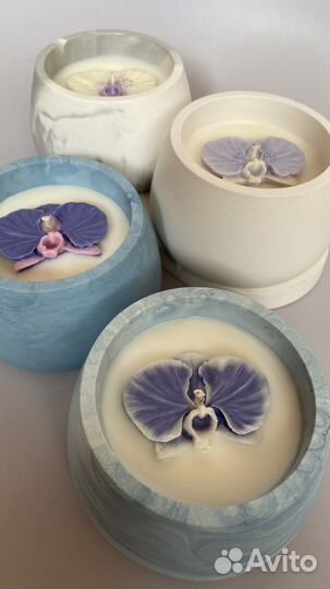 Свеча соевая в гипсовом подсвечнике