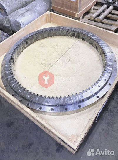 Опорно-поворотный круг ZX70LC 4437132