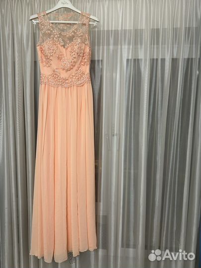 Вечернее платье в пол