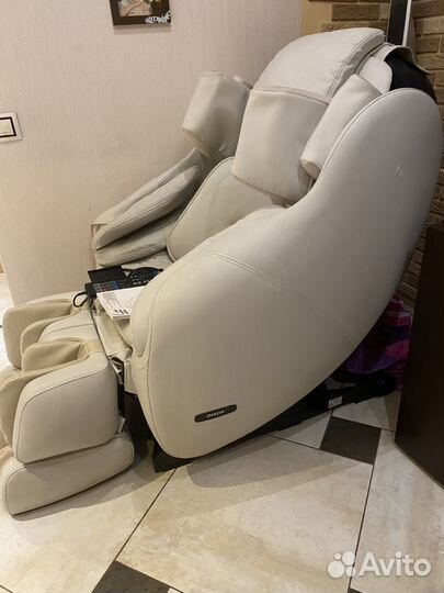 Массажное кресло