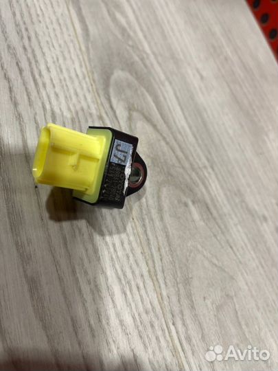 Датчик AIR BAG Lexus Rx 4 450Н 2grfxs 2021
