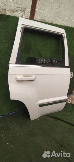 Дверь задняя правая в сборе задняя правая Jeep