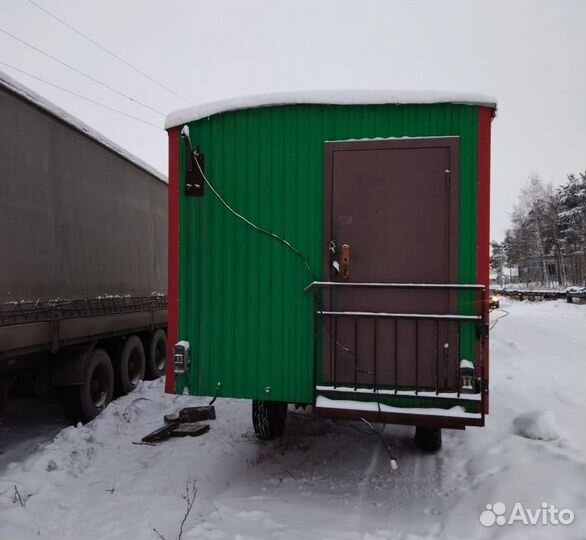 Вагончик бытовка бу на колесах