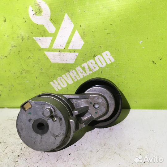 Ролик руч.ремня с кронштейном Хендай Солярис