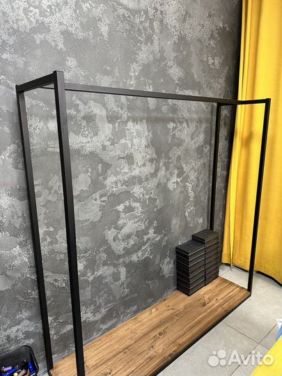 Вешалка напольная