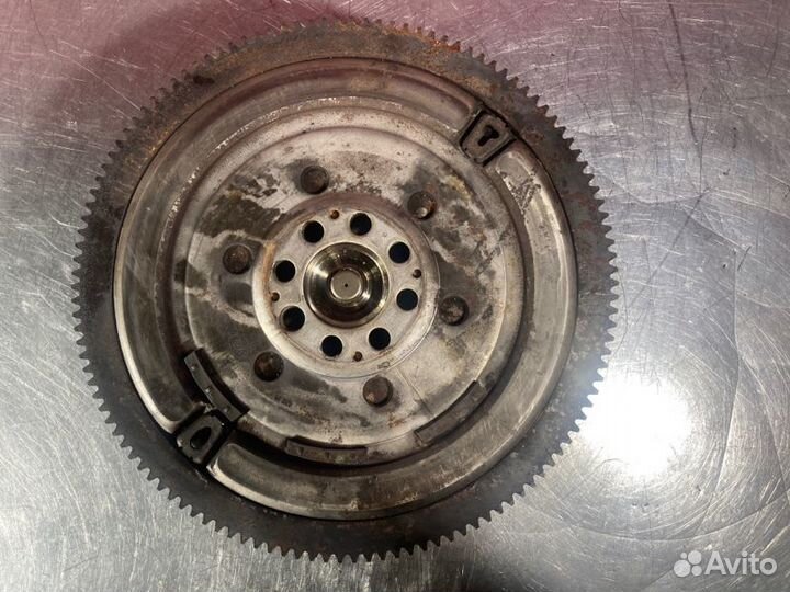 Маховик Bmw 5 Series E60 M57D30 2009