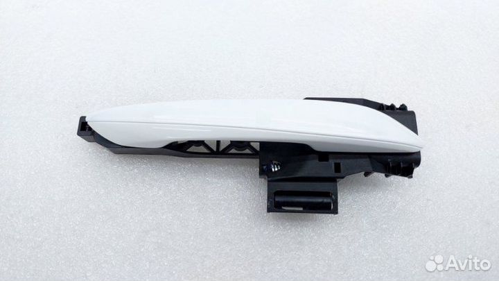 Б/У Ручка двери Состояние отличное, оригинал