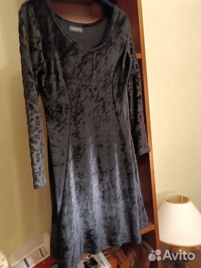 Платье женское