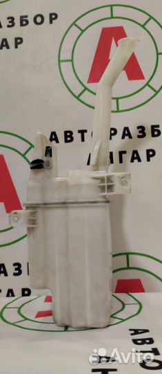 Бачок омывателя Toyota Avensis T25 2AZ-FSE