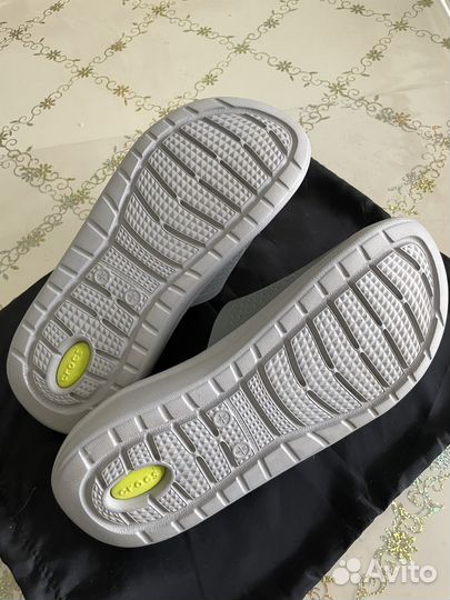 Шлепанцы женские