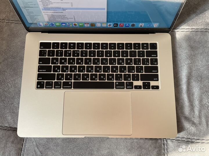 MacBook Air 15 M2 8/256 (40 циклов)