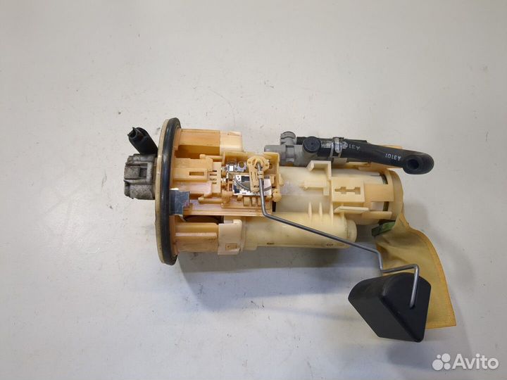 Насос топливный электрический Toyota Highlander 1