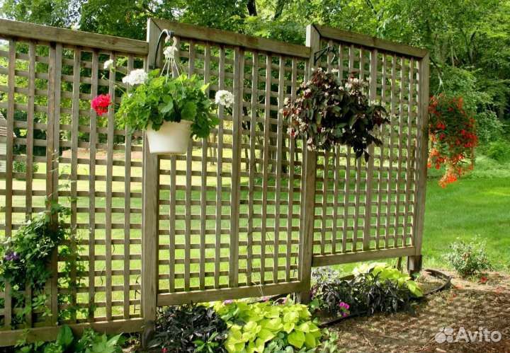 Шпалера деревянная