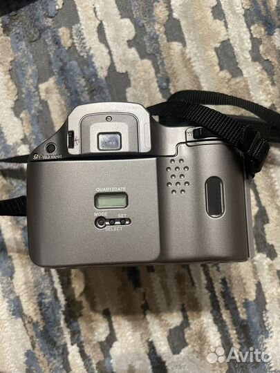 Компактный фотоаппарат olympus is-300