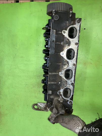 Головка блока цилиндров для Mitsubishi Galant VII