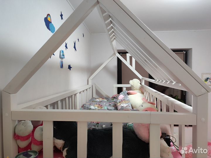 Детская кровать домик