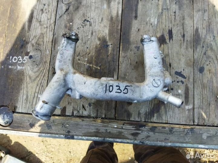 Патрубок системы охлаждения Lexus Ls600Hl UVF46